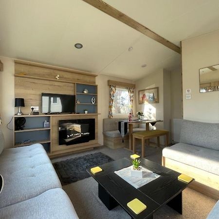 Deluxe, 3 Bed Holiday Home At Combe Haven Holiday Park Hastings Bagian luar foto