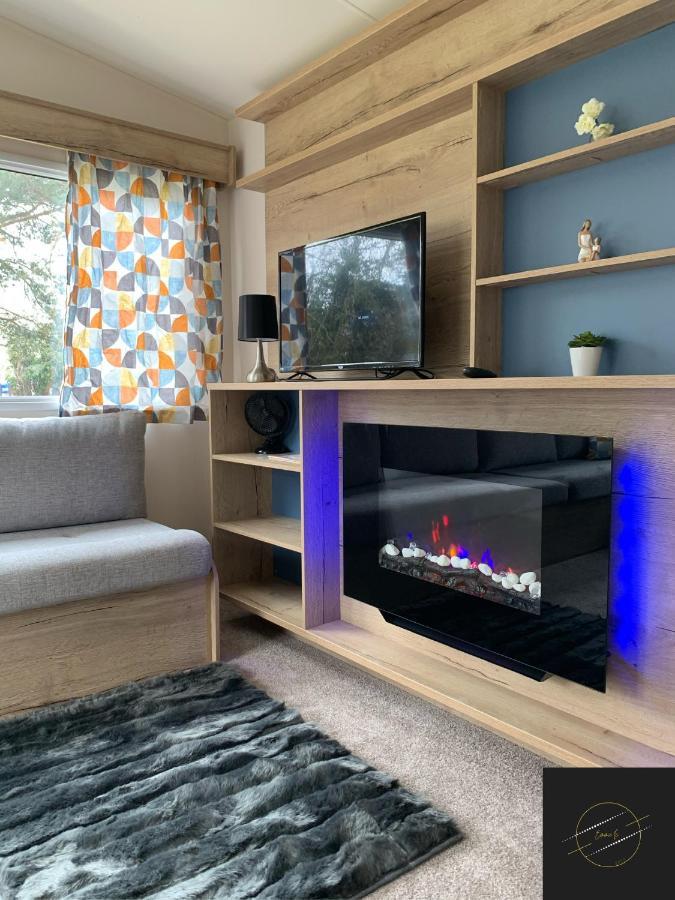 Deluxe, 3 Bed Holiday Home At Combe Haven Holiday Park Hastings Bagian luar foto